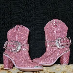 Sheriff Shine Pink Rhinestone Barbie Cowgirl Boots. Clubexx, Dollskill.